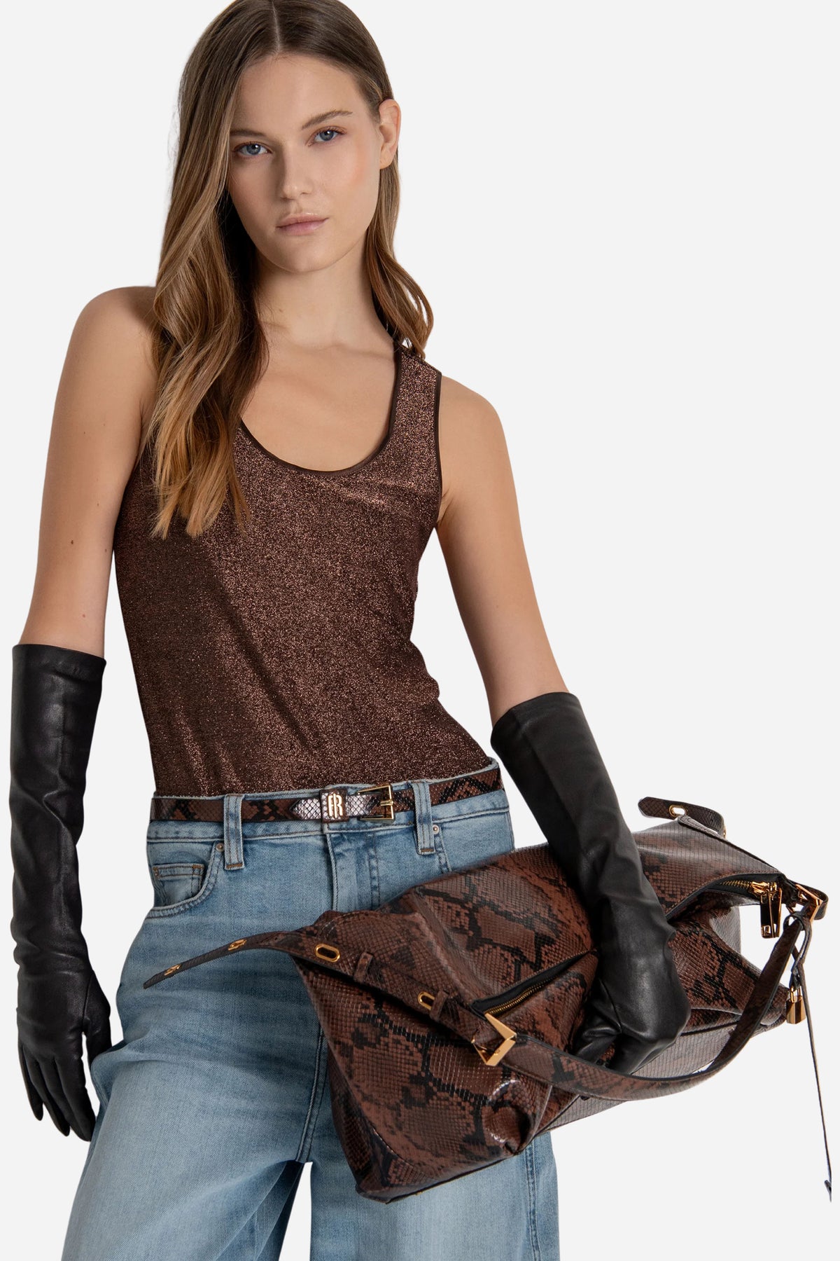 Top slim senza maniche con lurex girocollo
